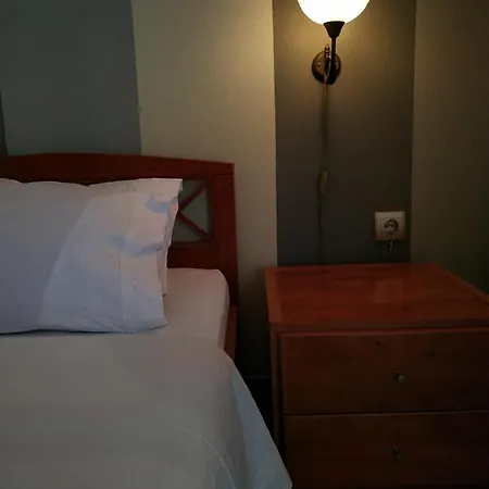 Pension Vergina *